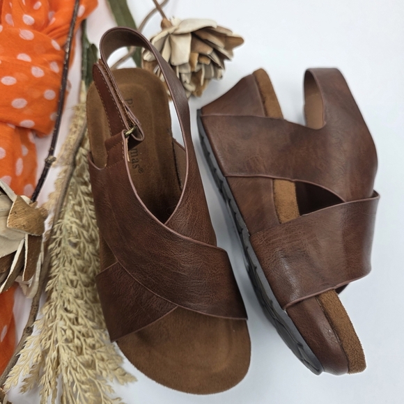 Shoes - Pierre Dumas Brown Women's Sports Wedge Sandals Sz 6